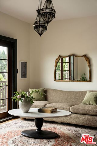 4918 Angeles Vista Boulevard, View Park, CA 90043