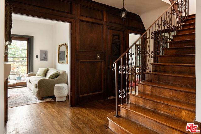 4918 Angeles Vista Boulevard, View Park, CA 90043