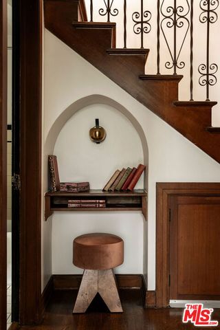 4918 Angeles Vista Boulevard, View Park, CA 90043