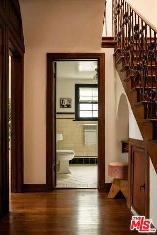 4918 Angeles Vista Boulevard, View Park, CA 90043