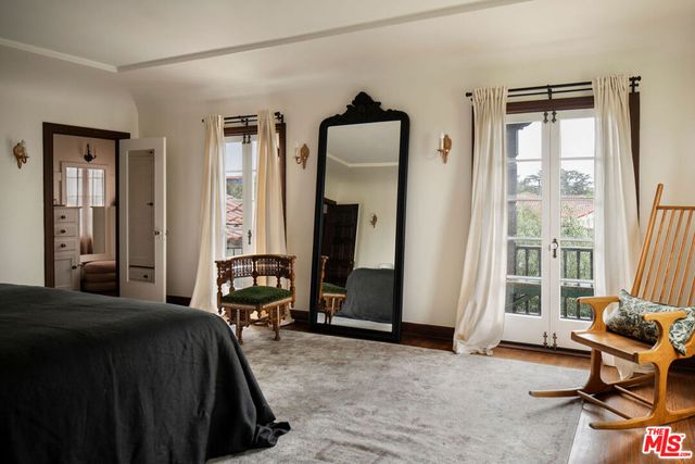 4918 Angeles Vista Boulevard, View Park, CA 90043