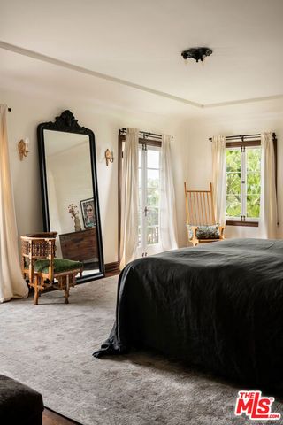 4918 Angeles Vista Boulevard, View Park, CA 90043