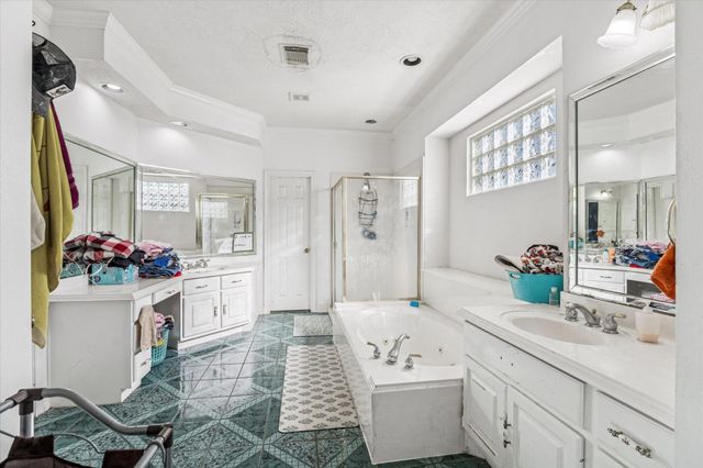 4206 Wiley Road, Houston, TX 77093