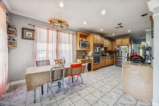 4206 Wiley Road, Houston, TX 77093