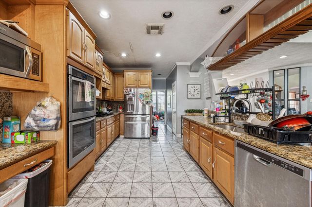 4206 Wiley Road, Houston, TX 77093