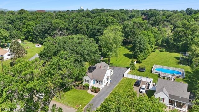 94 Sycamore Ave, Bridgewater Twp., NJ 08807