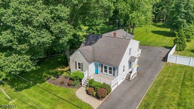 94 Sycamore Ave, Bridgewater Twp., NJ 08807