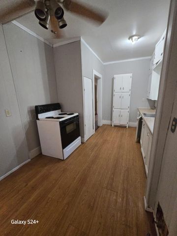 1413 S ONG Street, Amarillo, TX 79102