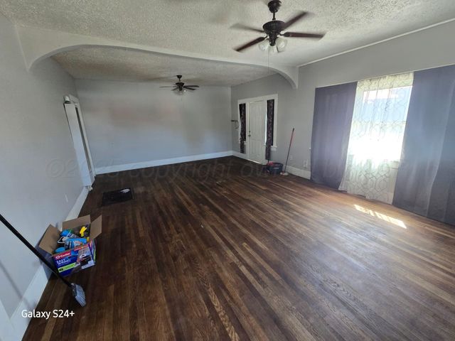 1413 S ONG Street, Amarillo, TX 79102