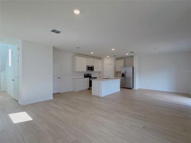 6429 DOMIZIO DRIVE, Winter Haven, FL 33884