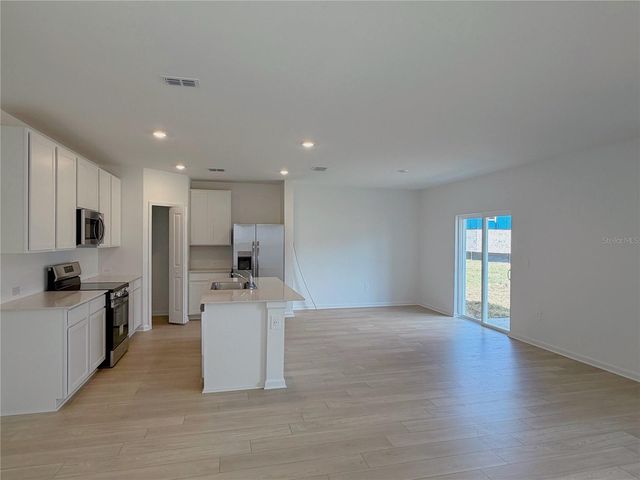 6429 DOMIZIO DRIVE, Winter Haven, FL 33884