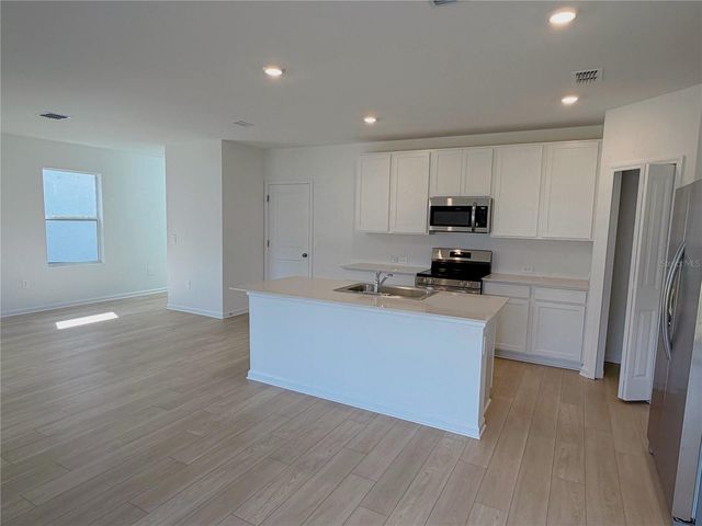 6429 DOMIZIO DRIVE, Winter Haven, FL 33884