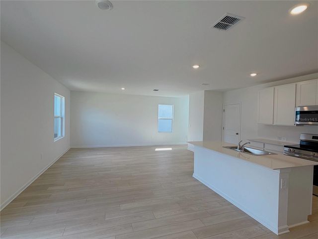 6429 DOMIZIO DRIVE, Winter Haven, FL 33884