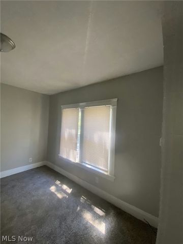 677 E 92nd Street, Cleveland, OH 44108