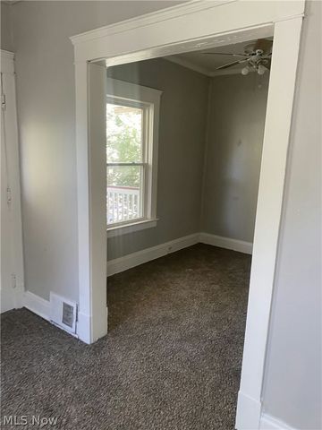 677 E 92nd Street, Cleveland, OH 44108
