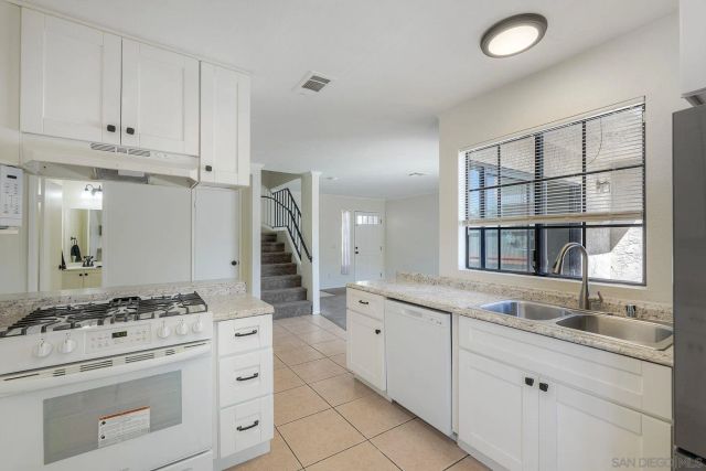 1225 N Broadway Unit 3, Escondido, CA 92026