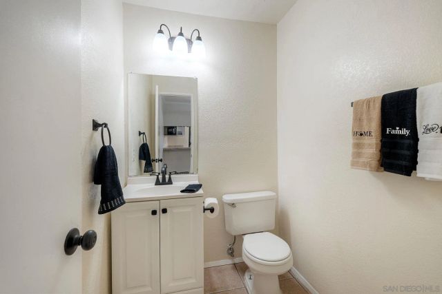 1225 N Broadway Unit 3, Escondido, CA 92026