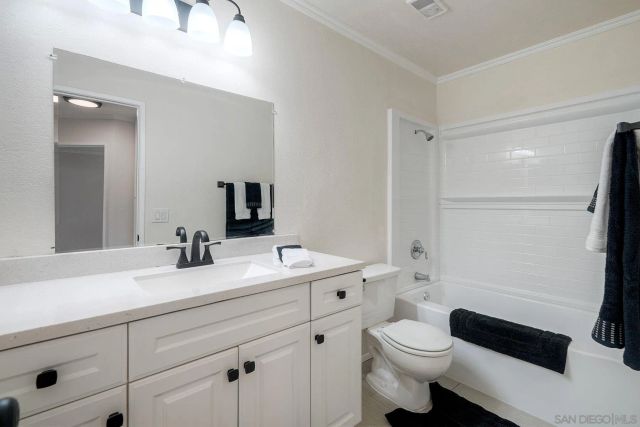 1225 N Broadway Unit 3, Escondido, CA 92026