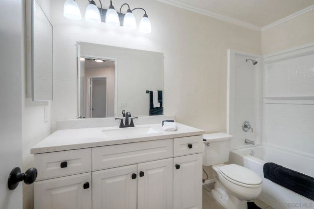 1225 N Broadway Unit 3, Escondido, CA 92026