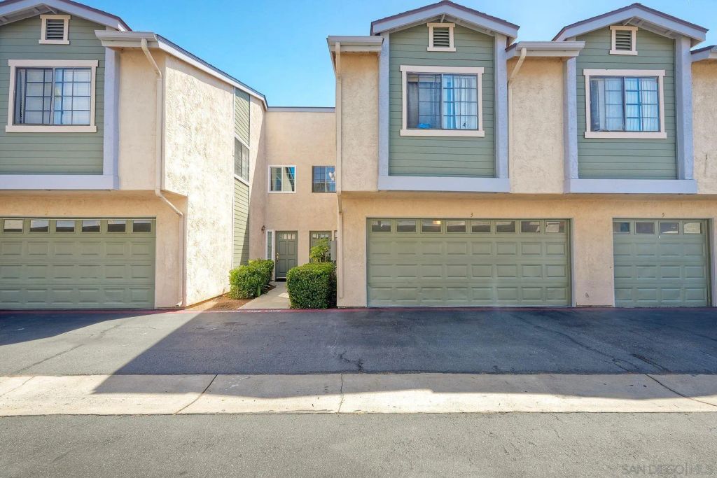 1225 N Broadway Unit 3, Escondido, CA 92026