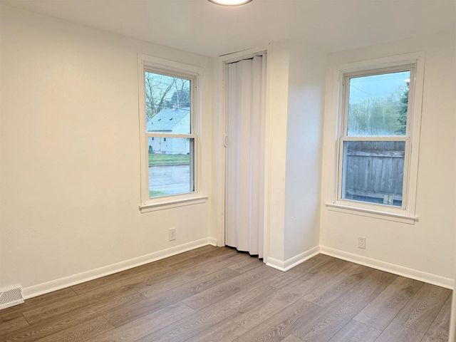 1336 E PAULINE STREET, Appleton, WI 54911