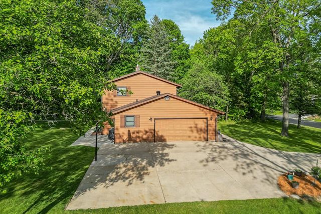 N92W25490 Blue Heron DRIVE, Lisbon, WI 53089