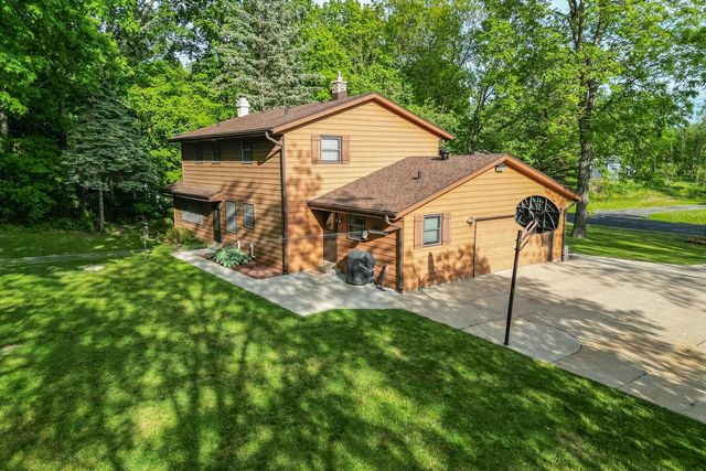 N92W25490 Blue Heron DRIVE, Lisbon, WI 53089