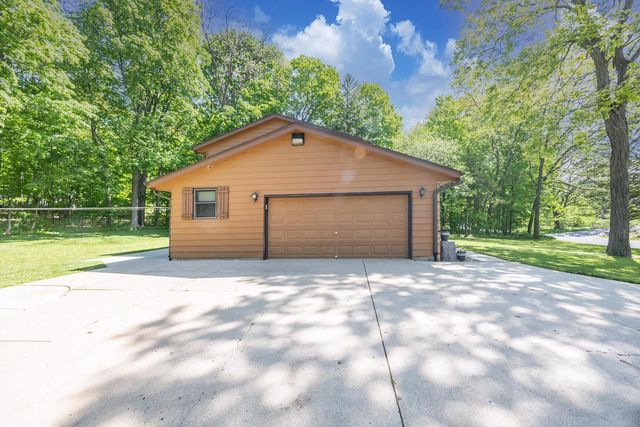 N92W25490 Blue Heron DRIVE, Lisbon, WI 53089