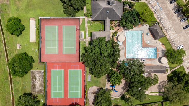 18003 Ravenfield Drive, Houston, TX 77084