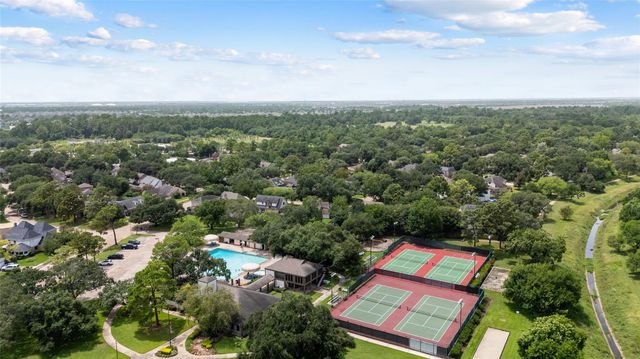 18003 Ravenfield Drive, Houston, TX 77084