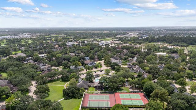 18003 Ravenfield Drive, Houston, TX 77084