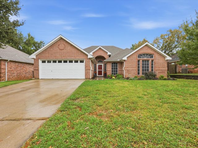 804 Auburndale Drive, Mansfield, TX 76063
