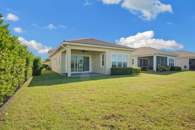 9214 SW Michele Way, Port St Lucie, FL 34987