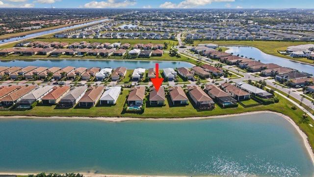 9214 SW Michele Way, Port St Lucie, FL 34987