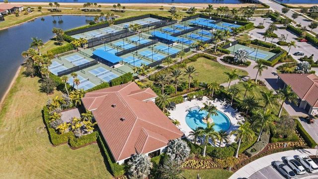 9214 SW Michele Way, Port St Lucie, FL 34987