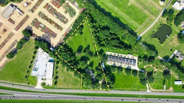 4911 NW Evangeline Thruway, Carencro, LA 70520