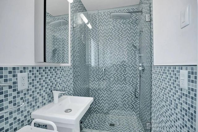 604 NE 25th Avenue, Pompano Beach, FL 33062