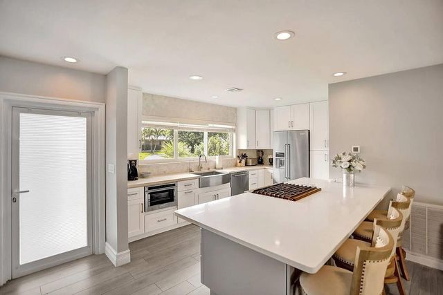 604 NE 25th Avenue, Pompano Beach, FL 33062