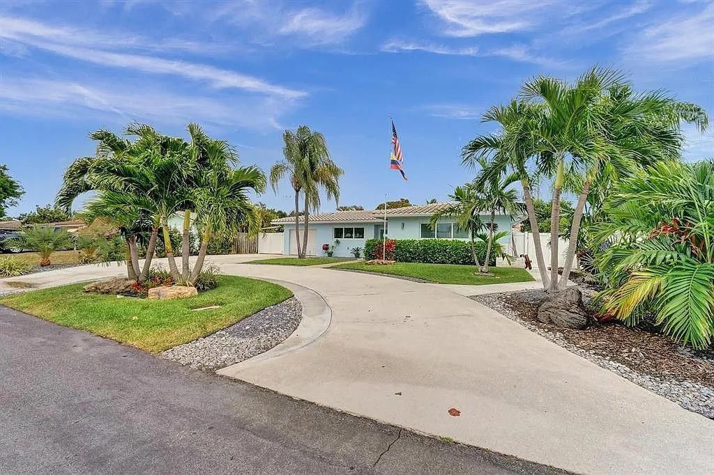 604 NE 25th Avenue, Pompano Beach, FL 33062