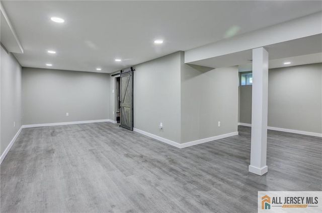 21 Monroe Avenue, Carteret, NJ 07008