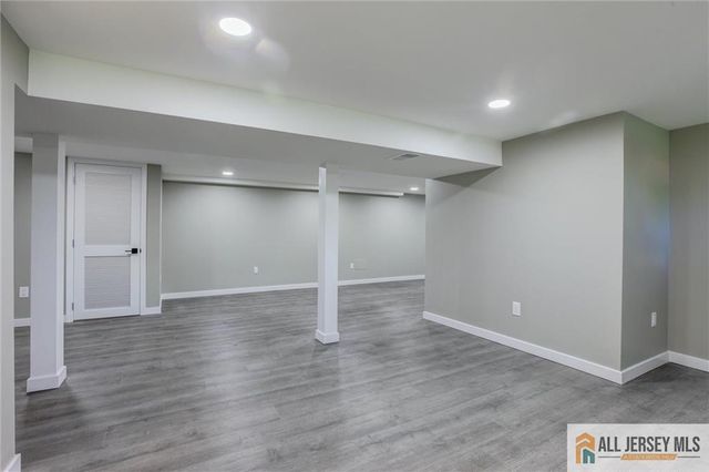 21 Monroe Avenue, Carteret, NJ 07008