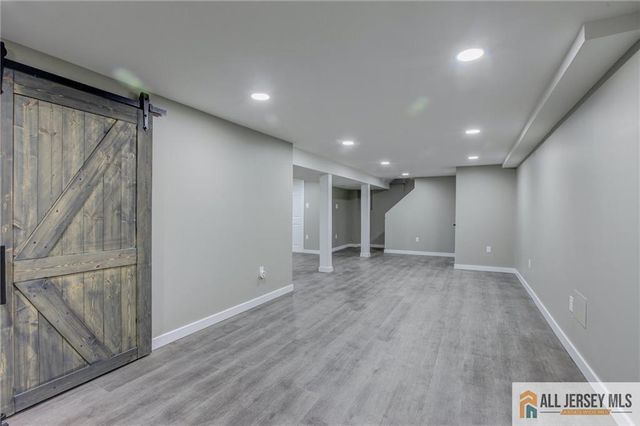 21 Monroe Avenue, Carteret, NJ 07008