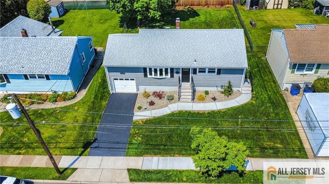 21 Monroe Avenue, Carteret, NJ 07008