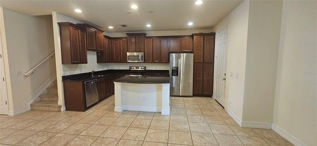 10071 EAGLE CREEK CENTER BOULEVARD, Orlando, FL 32832