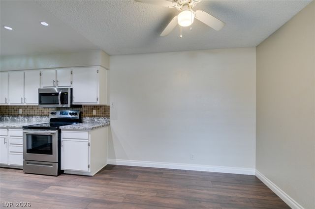 3151 Soaring Gulls Drive 2167, Las Vegas, NV 89128