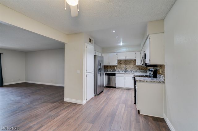 3151 Soaring Gulls Drive 2167, Las Vegas, NV 89128