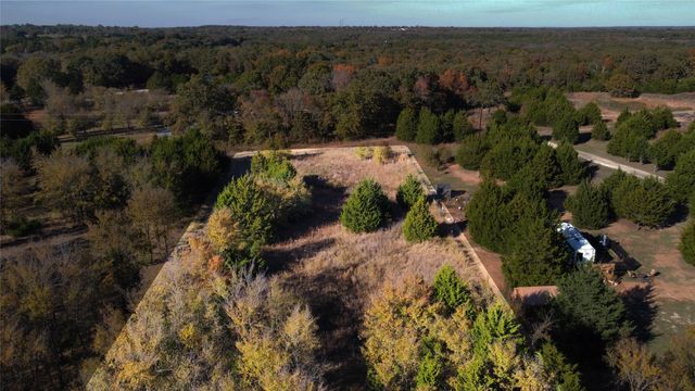 1439 Cedar Mills Road, Gordonville, TX 76245