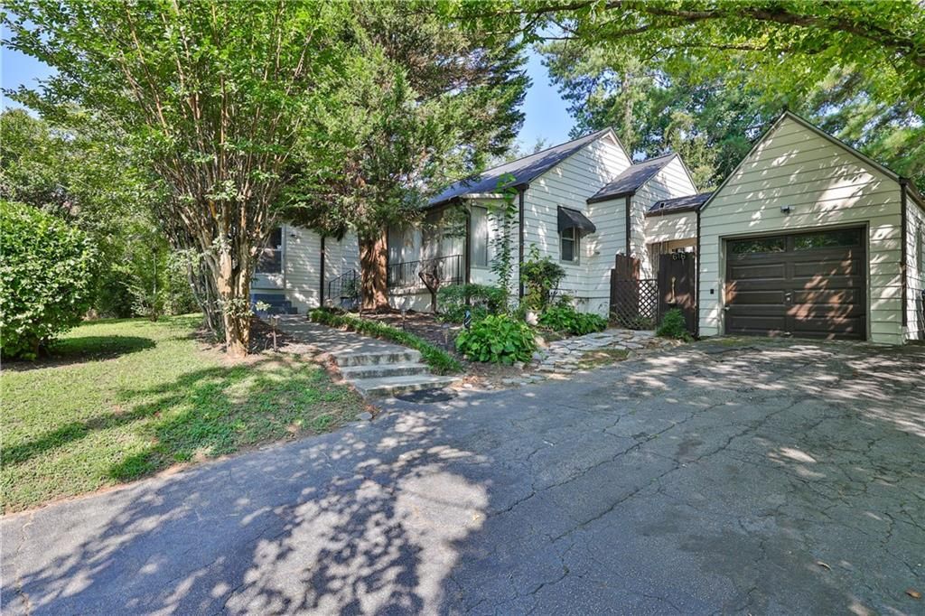 616 Darlington Road NE, Atlanta, GA 30305