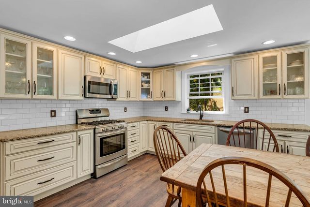 126 S MAIN ST, Allentown, NJ 08501