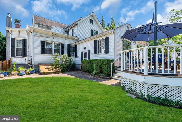 126 S MAIN ST, Allentown, NJ 08501
